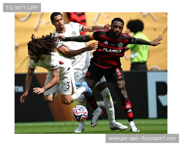 弗拉门戈中场站位合理